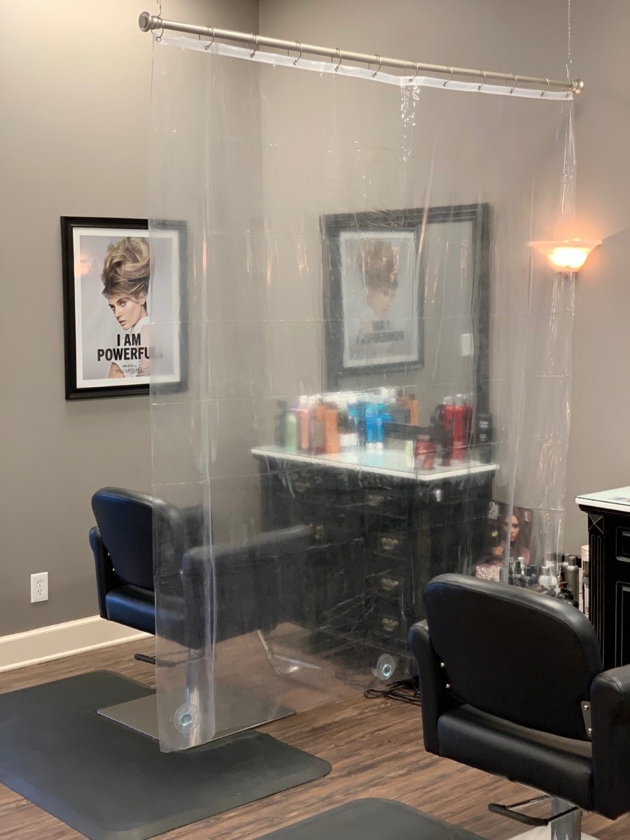 Salon Photo - workstations have protective curtains